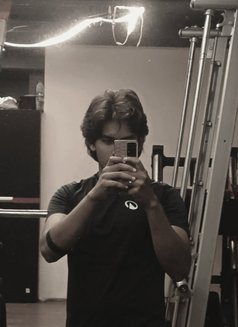 Salmanz - Intérprete masculino de adultos in Kolkata Photo 1 of 5