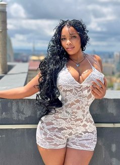 Salome - escort in Nairobi Photo 2 of 4