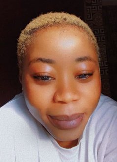 Salon - escort in Cairo Photo 1 of 1