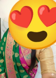 Saloni bhabhi - escort in Ahmedabad Photo 2 of 3