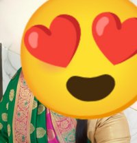 Saloni bhabhi - puta in Ahmedabad