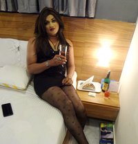Saloni - Transsexual escort in Bangalore