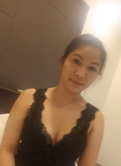 Saloni Genuine Person Contact Me - escort in Kochi Photo 1 of 4
