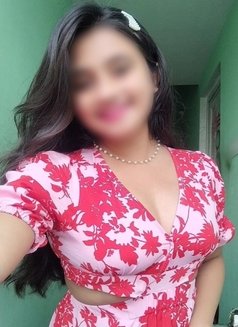 Saloni 🦋 here web & Meet session - escort in Pune Photo 2 of 2