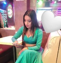 Saloni - escort in Kolkata