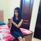 Saloni - puta in Noida
