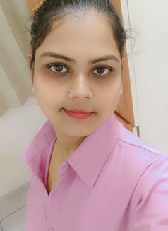 Saloni ( Realmeet & Cam Show) - escort in Chennai Photo 1 of 1