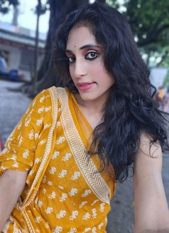 Saloni Sen - Transsexual escort in Bangalore Photo 21 of 25