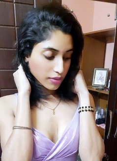 Saloni Sen - Acompañantes transexual in Mumbai Photo 12 of 20