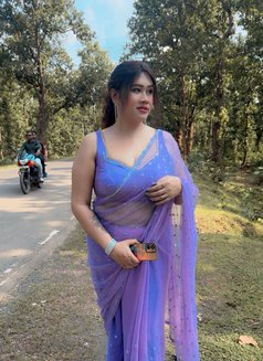 Saloni video service - escort in Kolkata Photo 14 of 14
