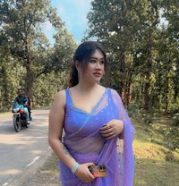 Saloni video service - escort in Kolkata Photo 14 of 14