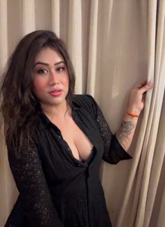 Saloni video service - puta in Mumbai Photo 7 of 8