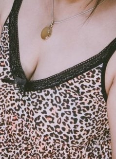 Saloni X - puta in Indore Photo 8 of 22