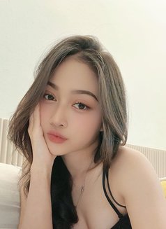 Salsa Veronica - escort in Jakarta Photo 1 of 6