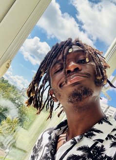 Salvador - Male escort in Lagos, Nigeria Photo 4 of 5