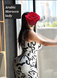 Salwa - masseuse in Dubai Photo 3 of 5
