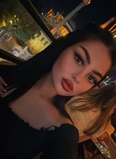 Saly - escort in Dubai Photo 2 of 4