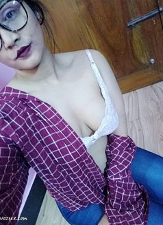 Salza Sabum Begum - escort in Mumbai Photo 9 of 23