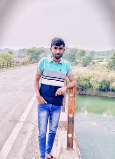 Sam 24 - Male escort in Pune Photo 1 of 3