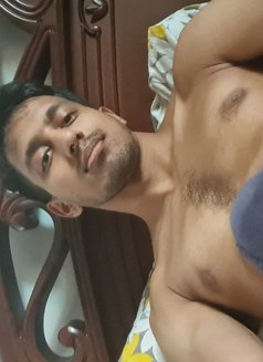 Sam 6 Inches Full Service for Ladies - Male escort in Dubai Photo 1 of 5