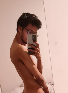 Sam 6 Inches Full Service for Ladies - Male escort in Dubai Photo 5 of 5