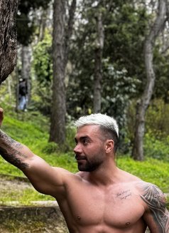 Sam - Acompañantes masculino in İstanbul Photo 1 of 4