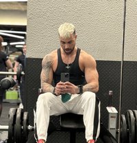 Sam - Male escort in İstanbul