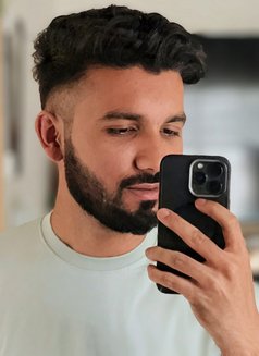 Sam - Male escort in Dhaka Photo 1 of 2