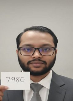 Sam - Male escort in Dhaka Photo 1 of 8