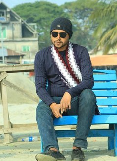 Sam - Male escort in Dhaka Photo 2 of 8