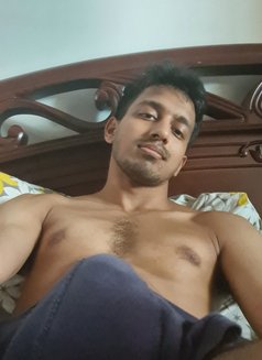 Sam Banks for Ladies - Male escort in Dubai Photo 2 of 6