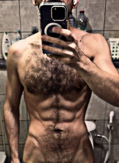 Sam Bi “Women & Couples” - Acompañantes masculino in Dubai Photo 2 of 8