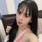 Wet and horny - puta in Singapore Photo 4 of 7