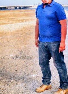 Sam - Male escort in Cairo Photo 3 of 3