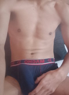 Sam F Expert - Acompañantes masculino in New Delhi Photo 2 of 10