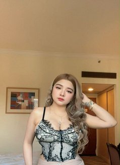 Sam - puta in Manila Photo 3 of 3