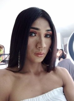 Sam - Transsexual escort in Davao Photo 1 of 6