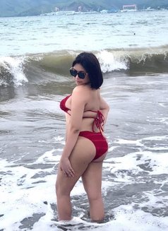 Sam - Transsexual escort in Manila Photo 7 of 13
