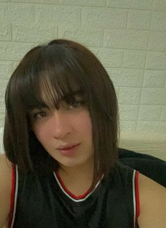 SAM - Transsexual escort in Riyadh Photo 5 of 11