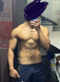 Sam - Male escort in New Delhi Photo 6 of 6