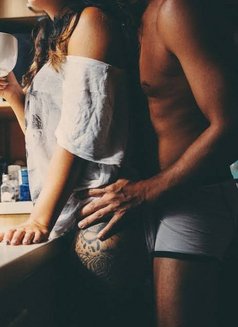 Sam - Male escort in Perth Photo 1 of 2