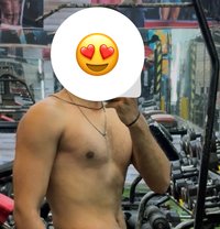Sam Hard Driller - Acompañantes masculino in New Delhi