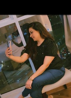 Sam - escort in Doha Photo 6 of 7