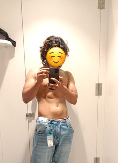 Sam - Male escort in Ahmedabad Photo 1 of 5