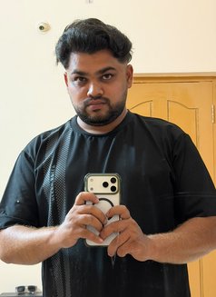Sam - Acompañantes masculino in Bangalore Photo 1 of 3