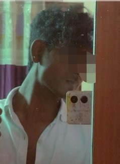 Sam - Male escort in Bangalore Photo 2 of 5