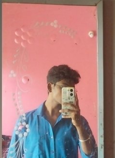Sam - Male escort in Bangalore Photo 5 of 5