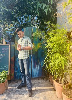 Sam - Male escort in Chandigarh Photo 2 of 2