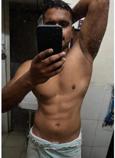 Sam - Male escort in Chandigarh Photo 6 of 6