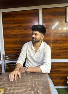 Sam - Male escort in Dehradun, Uttarakhand Photo 3 of 12